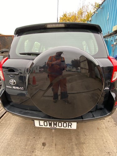 Toyota rav tailgate - toyota, 4